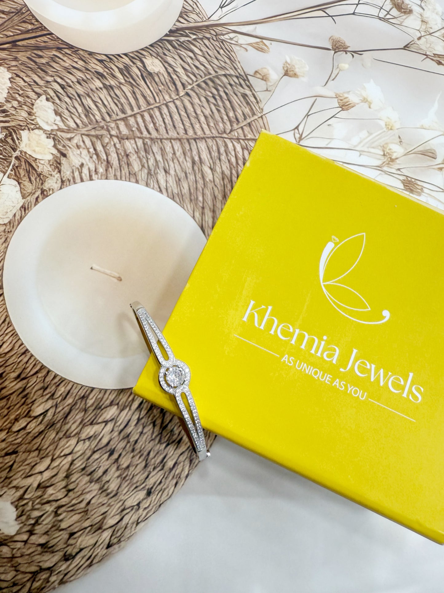 Classic Solitaire Bangle